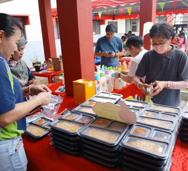 Salvation Army Charity Food Fair - 07